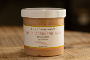 Sweet Cashmere Glow Body Butter (with shimmer)